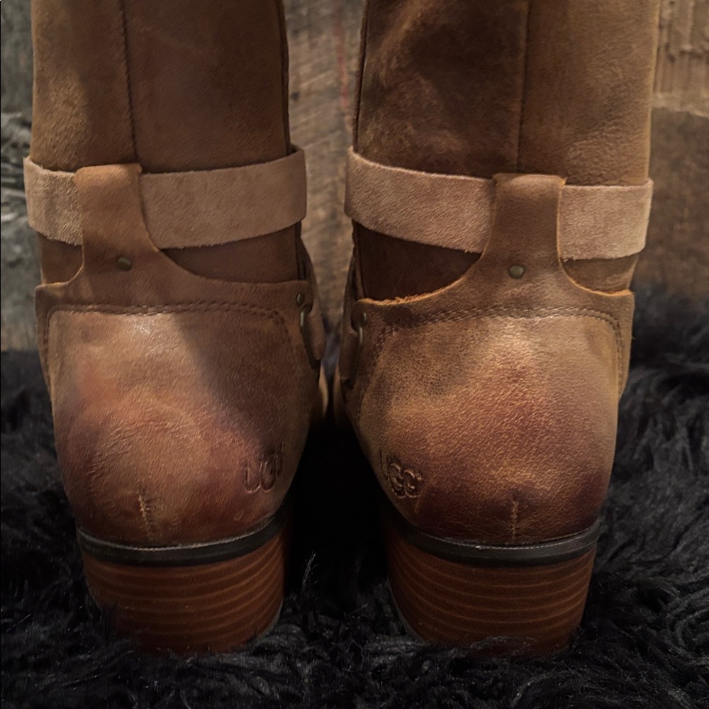 UGG Tan Heeled Boots for Women - Picture 6 of 17